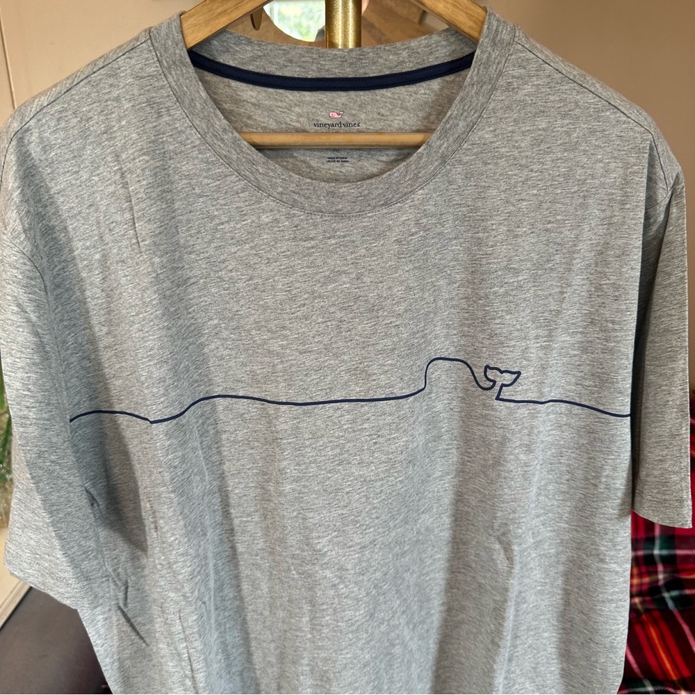Vineyard Vines x Target Heather Gray Tee with Whale Outline XL - Picture 2 of 4